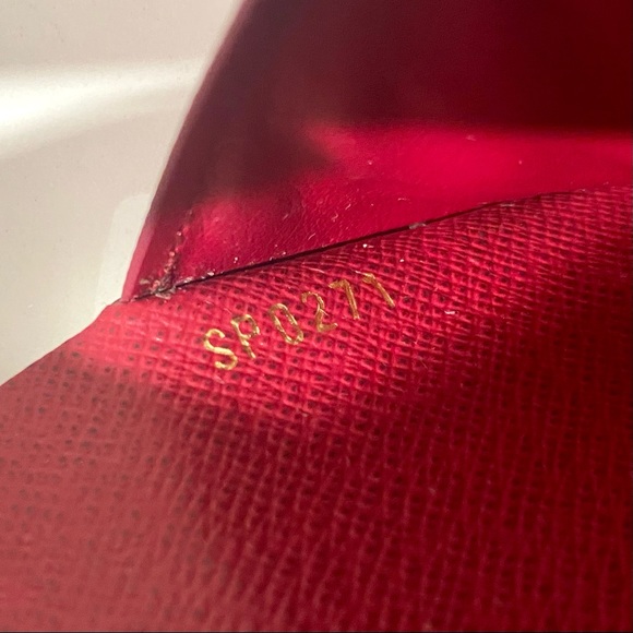 SOLD Authentic Louis Vuitton 2021 Juliette Wallet - Picture 15 of 15